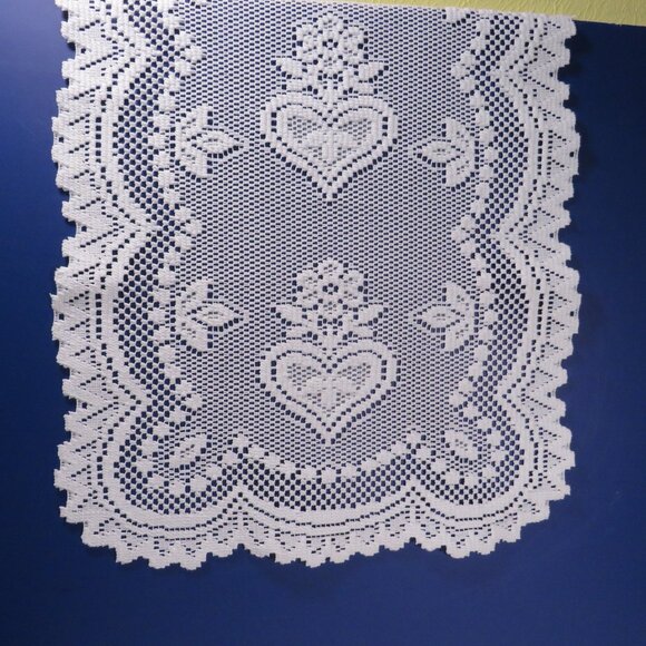 Heritage Lace Heart Design Cream Table Runner Dresser Scarf 32" long - Picture 1 of 10